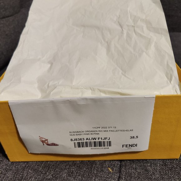 Brand New Fendi Colibrì Lite, size 38.5, Pink Sequin - Picture 3 of 10